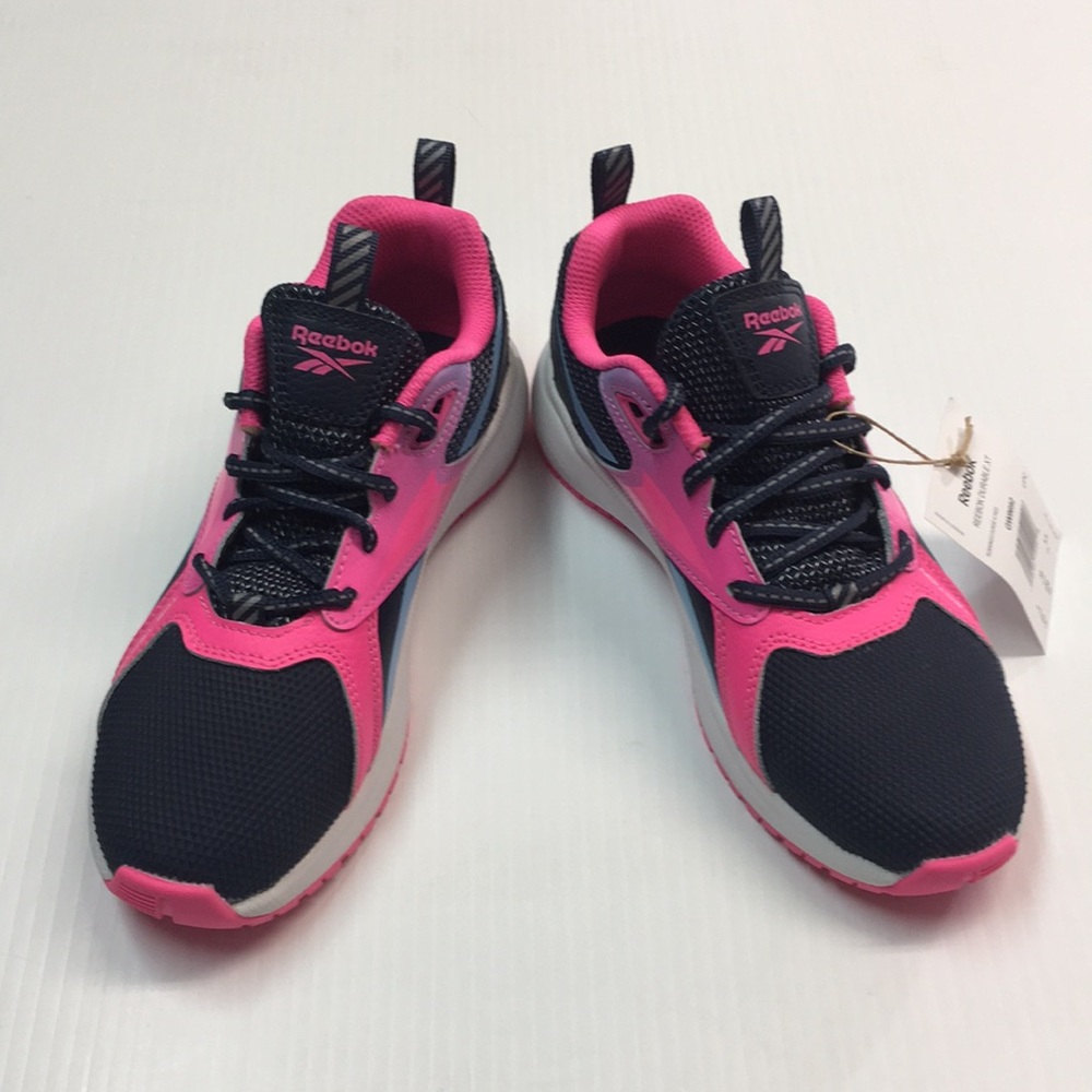 New Reebok Durable XT Pink Athletic Shoes. Junior size 4 or women’s size 5